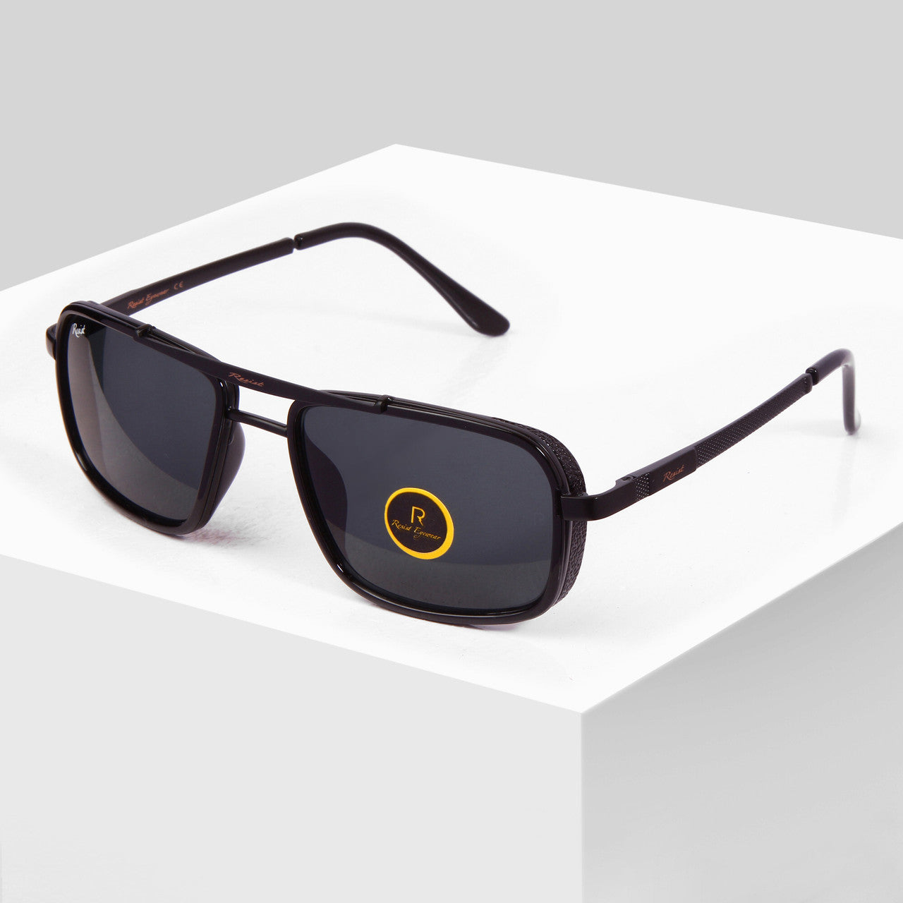 Classic Polarized Rectangles – Retro Square Sunglasses (56 mm)