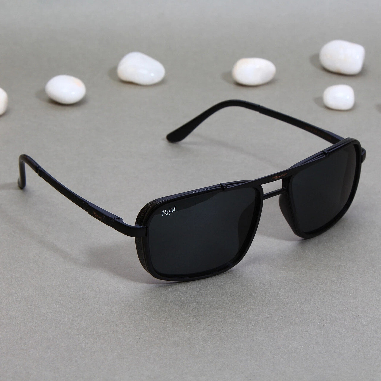 Classic Polarized Rectangles – Retro Square Sunglasses (56 mm)
