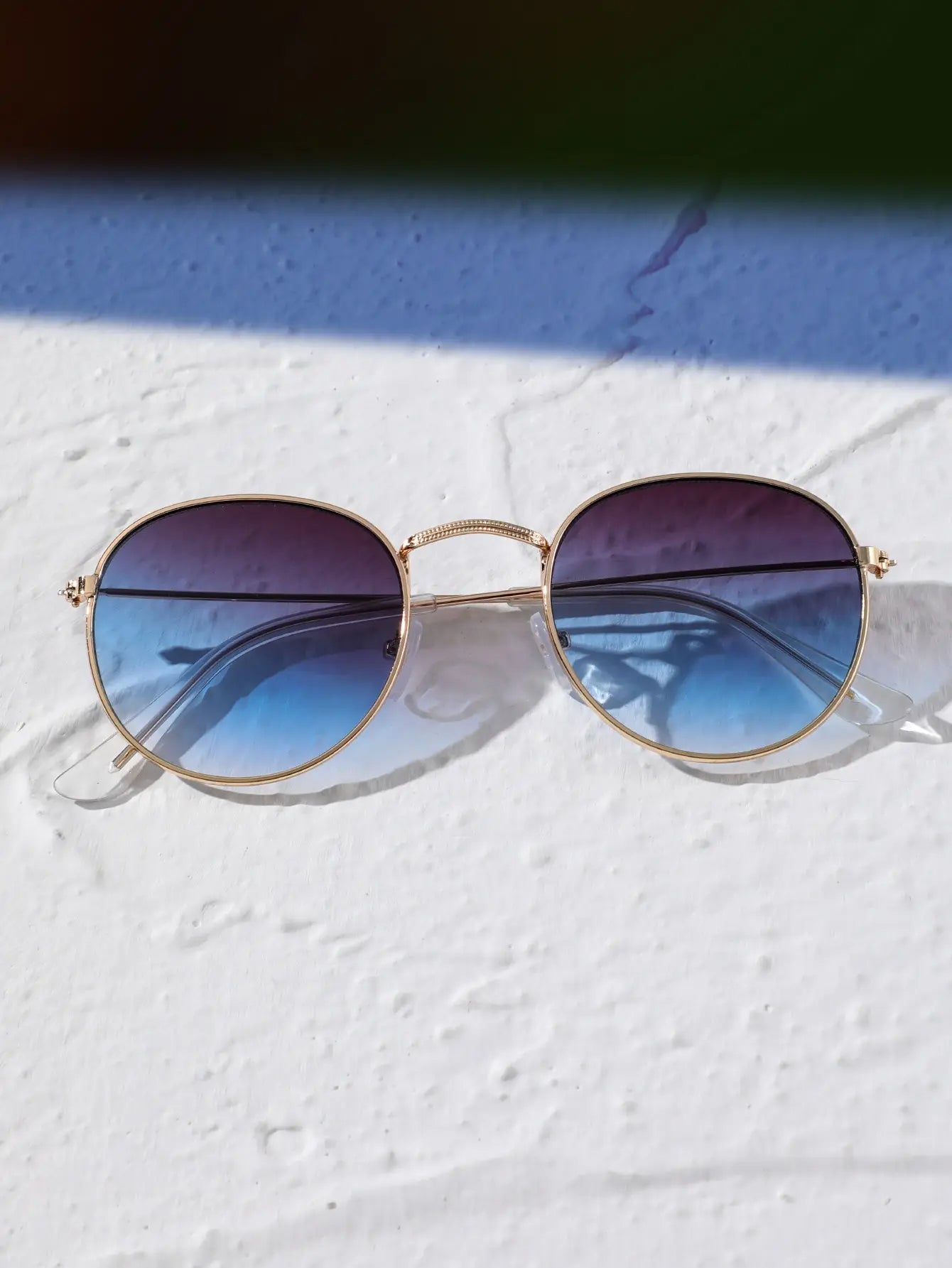 Sunglass Lover round sunglasses with gold frame and blue gradient lenses oval sunglasses for men