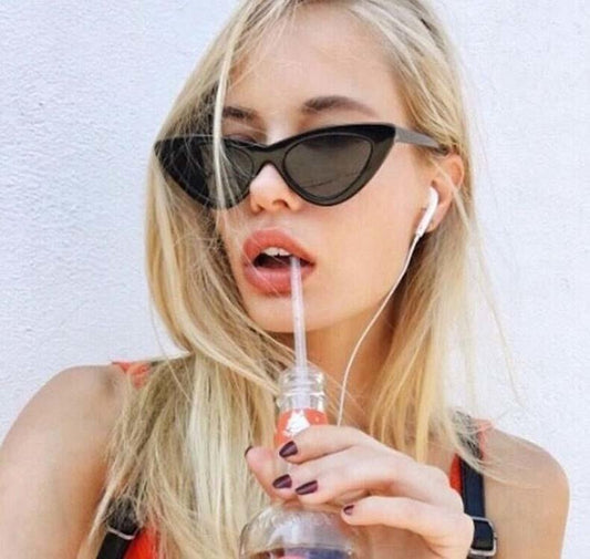 Vintage Cat Eye Black Sunglasses 
