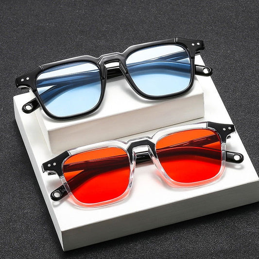 Vintage Square Frame Sunglasses - Fashionable Unisex Shades 